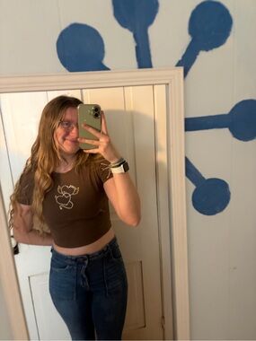 Y2K Alab Zumiez brown heart gem crop top